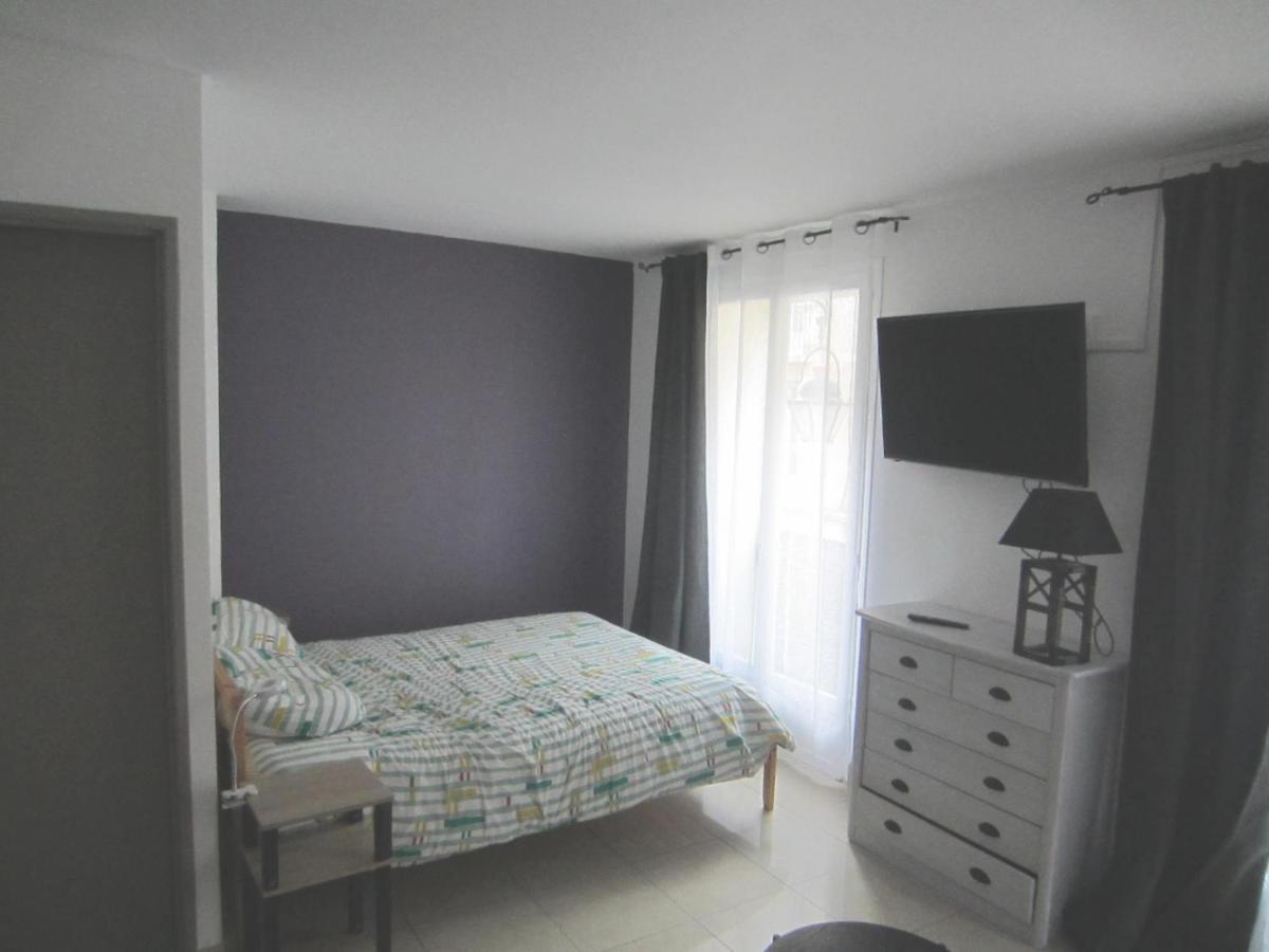 Dieppe, Location Avec Terrasse Commune à 1 Rue De La Et1